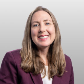 Portrait Kristen Alberione