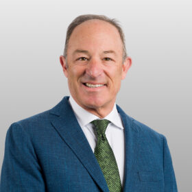 Portrait Alan Shoer