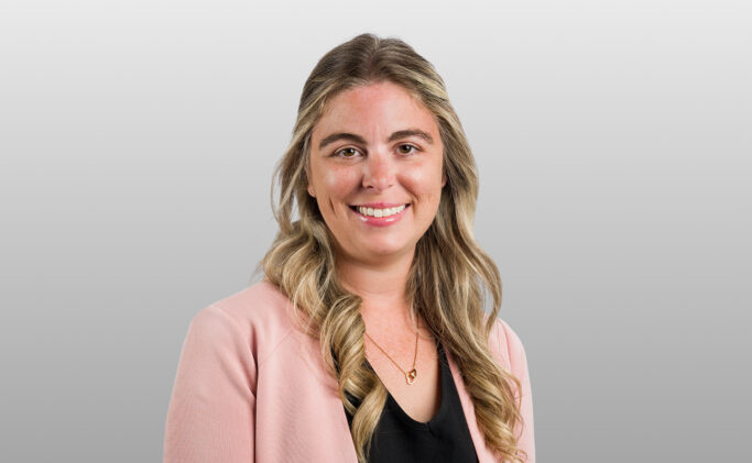 Portrait Kristen Souza