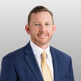 Portrait Patrick Sampson