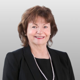 Portrait Lynne Potter